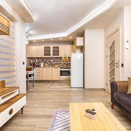 Apartament 2-bedroom Apt With Private Parking /hadzhi Dimitar *