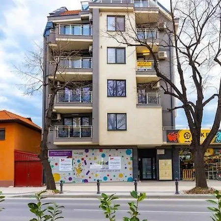 2-bedroom Apt With Private Parking /hadzhi Dimitar Apartament Plovdiv