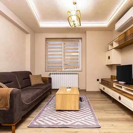 2-bedroom Apt With Private Parking /hadzhi Dimitar Apartament