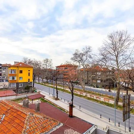 2-bedroom Apt With Private Parking /hadzhi Dimitar Apartament